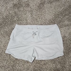 Women's Light Khaki Casual Shorts